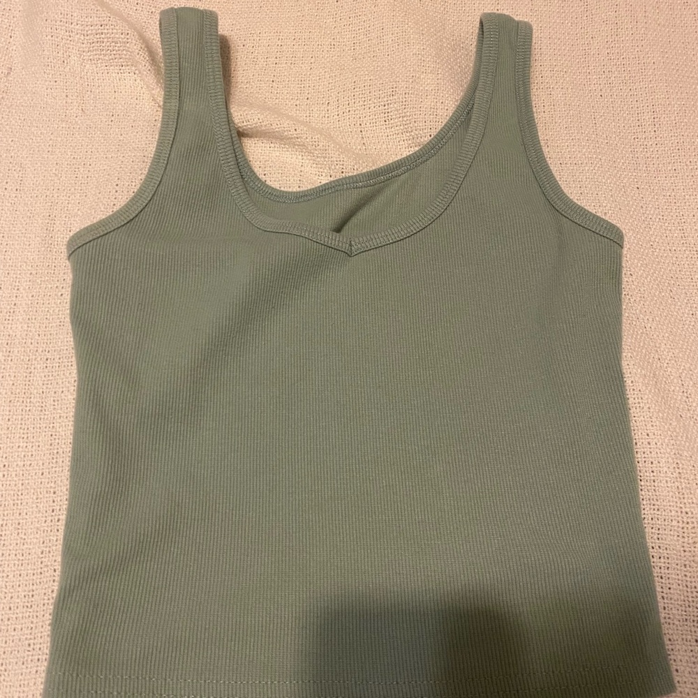 Cropped green tank